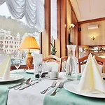 Olympia Wellness 4*