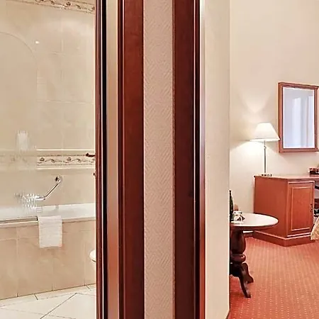 Olympia Wellness Hotel 4*