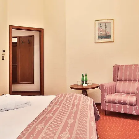 Hotel Olympia Wellness Karlsbad