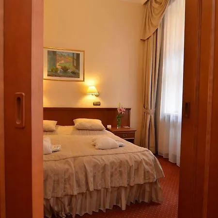 فندق Olympia Wellness 4*