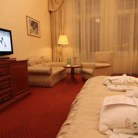 Olympia Wellness Hotel 4*